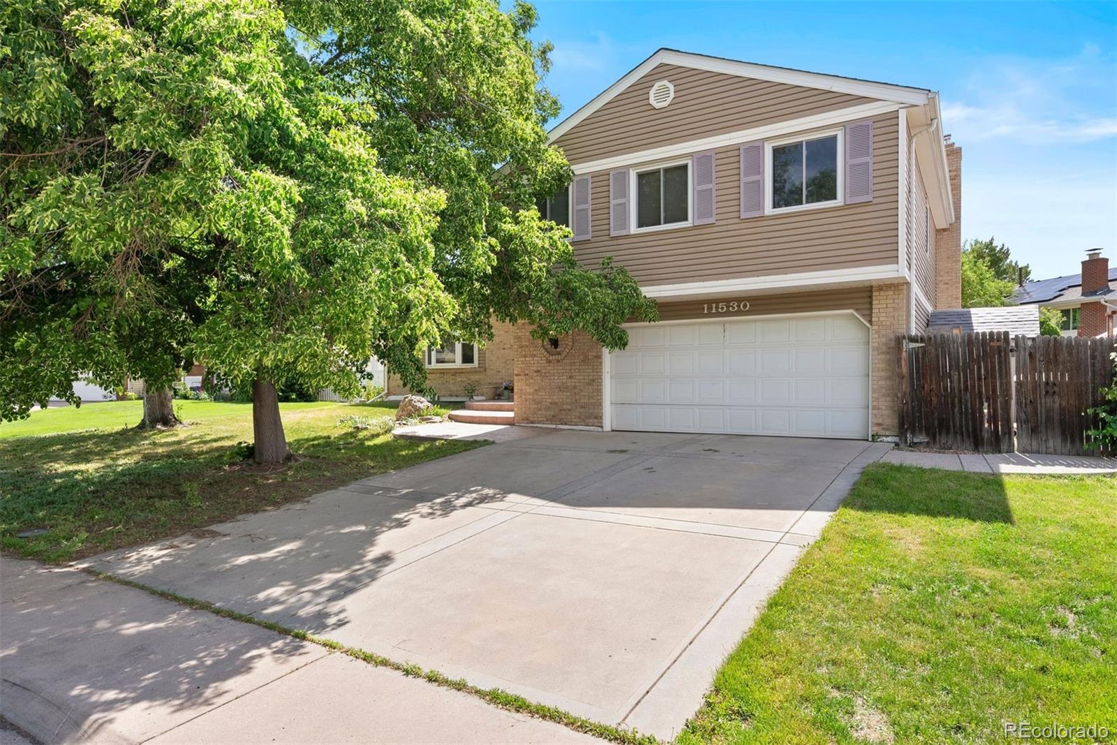 11530  Elm Court, thornton MLS: 6911336 Beds: 5 Baths: 3 Price: $550,000
