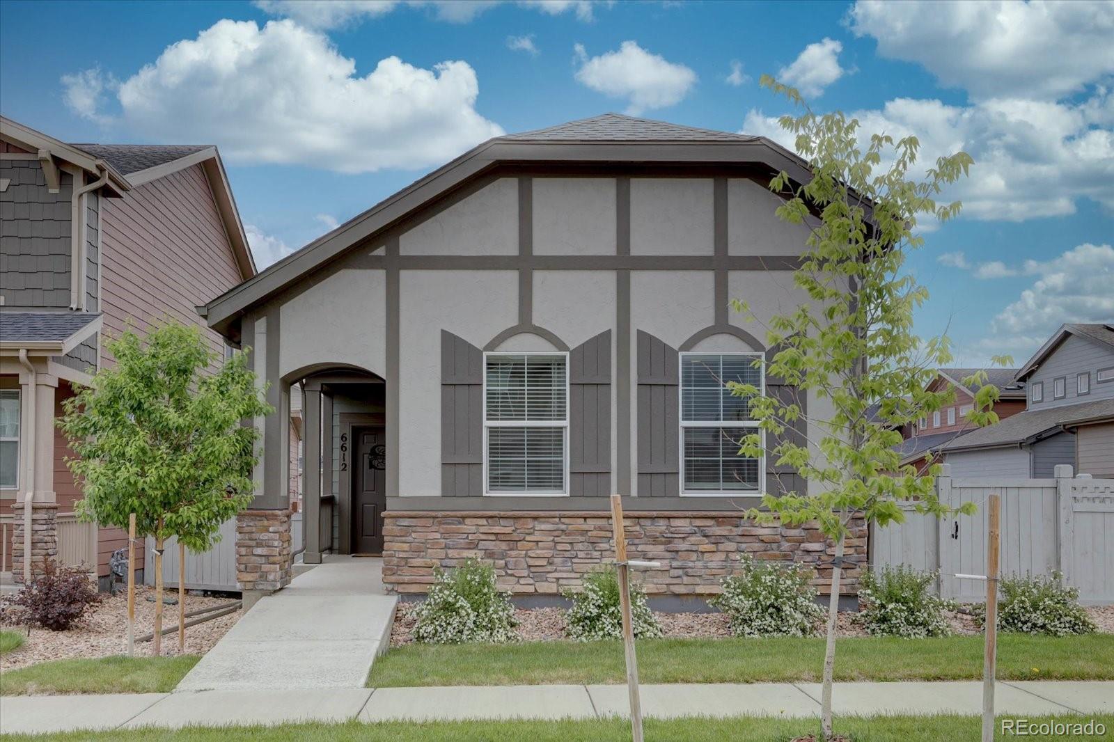 6612 N Ceylon Street, denver MLS: 3673021 Beds: 2 Baths: 2 Price: $445,000