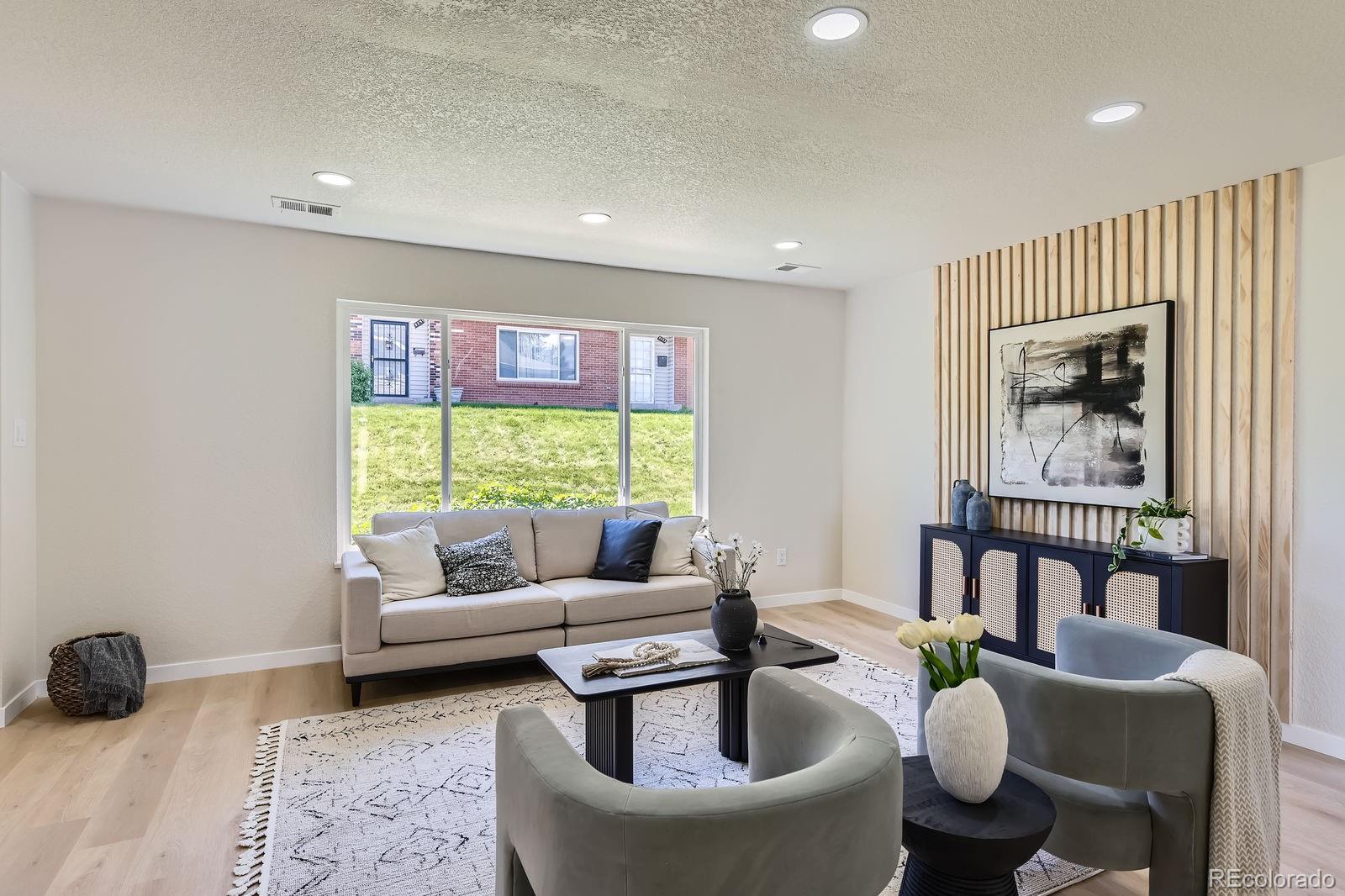 9263 E Nassau Avenue, denver MLS: 8600813 Beds: 3 Baths: 3 Price: $415,000