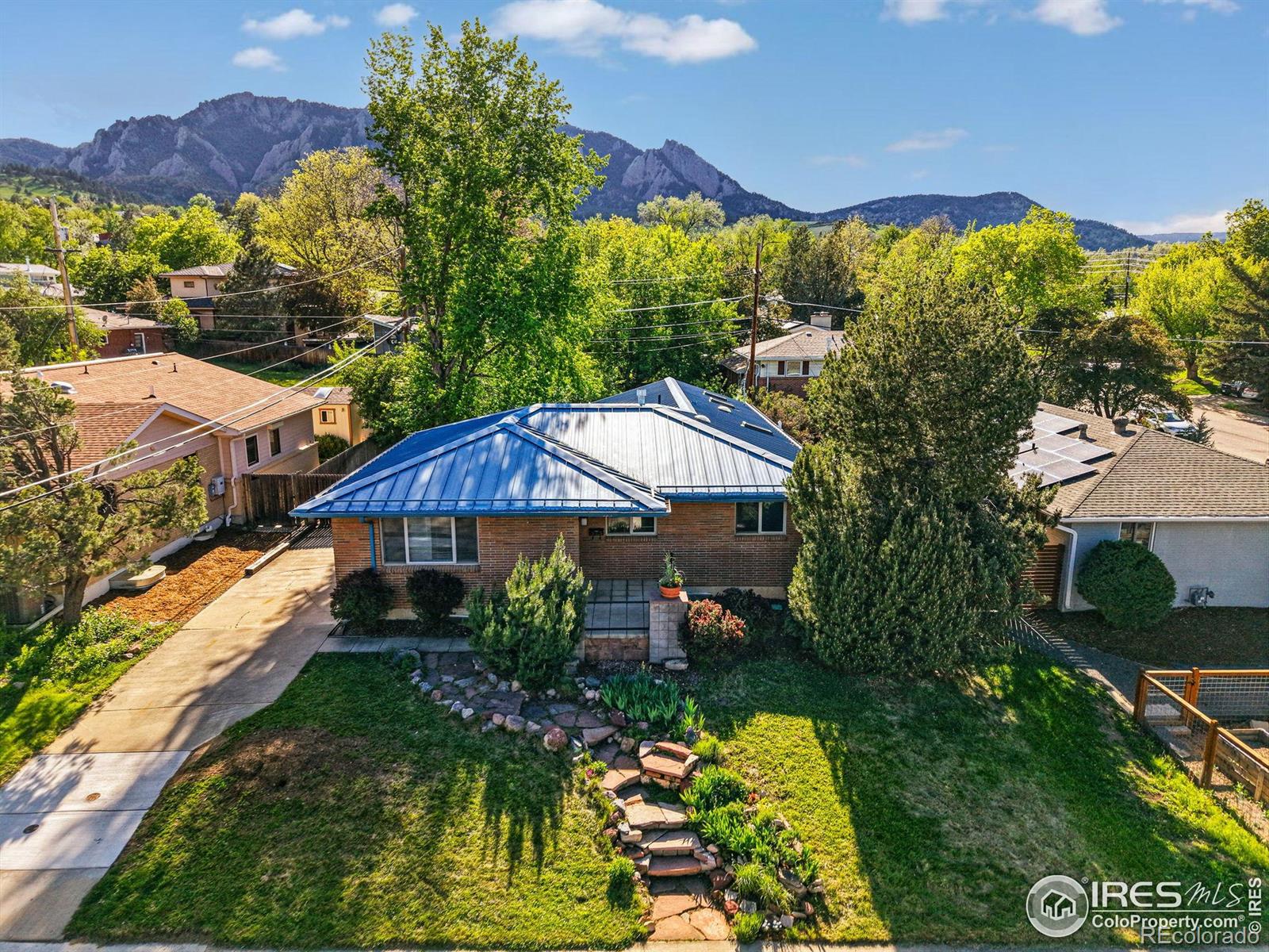 boulder  House Search Picture