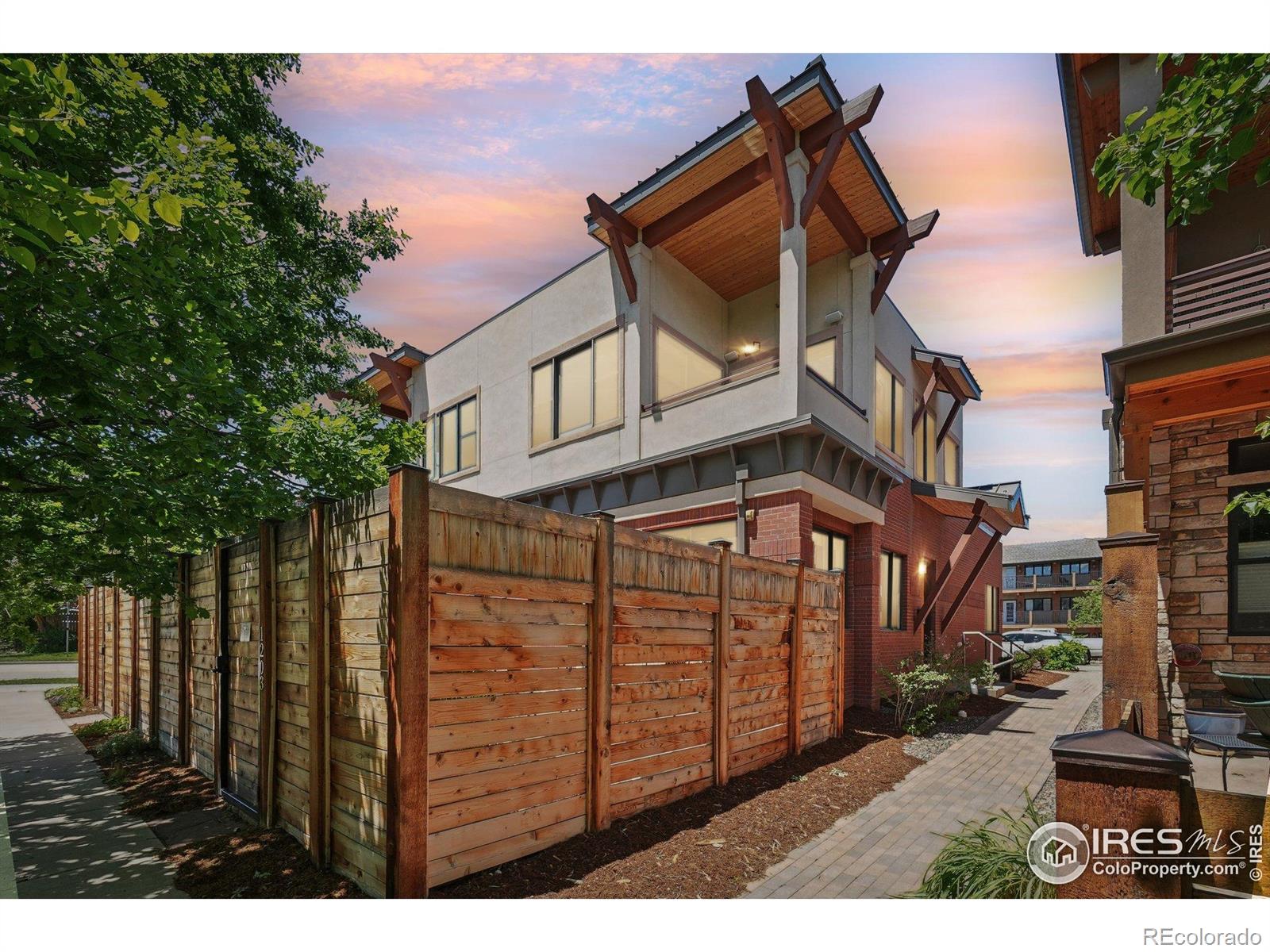 boulder  House Search Picture