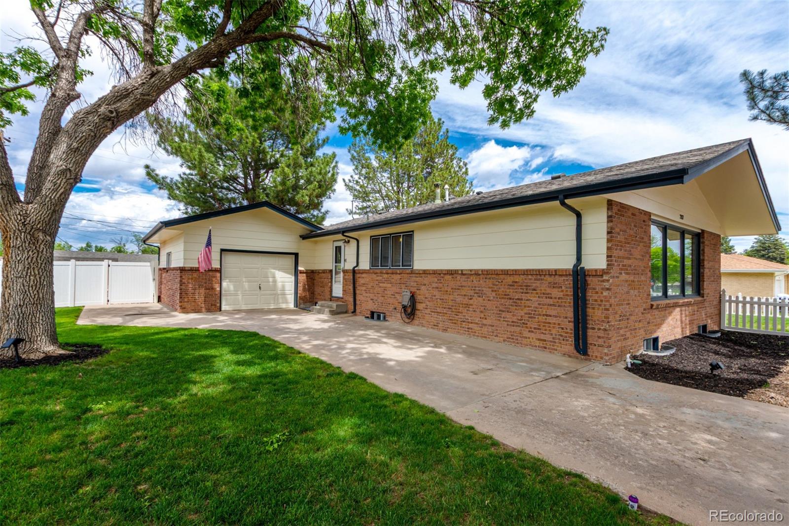 2117  23rd Street, greeley  House Search MLS Picture