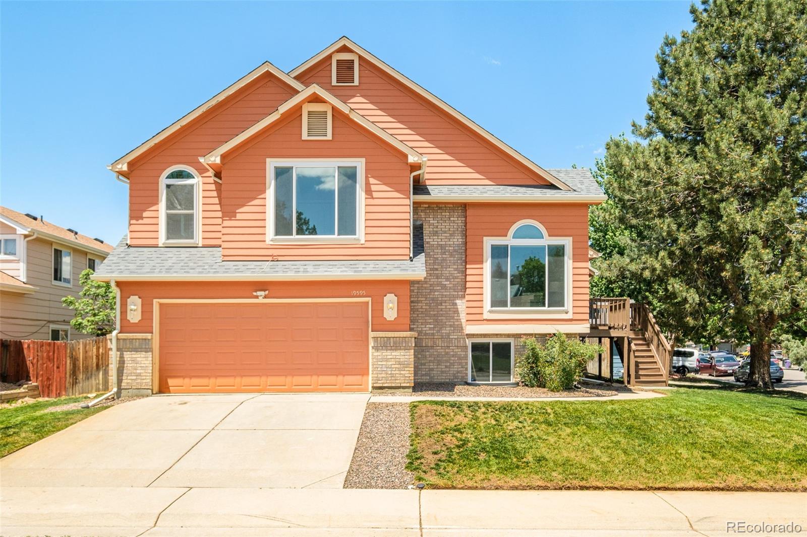 19595  Mitchell Drive, denver MLS: 7917213 Beds: 4 Baths: 3 Price: $544,000