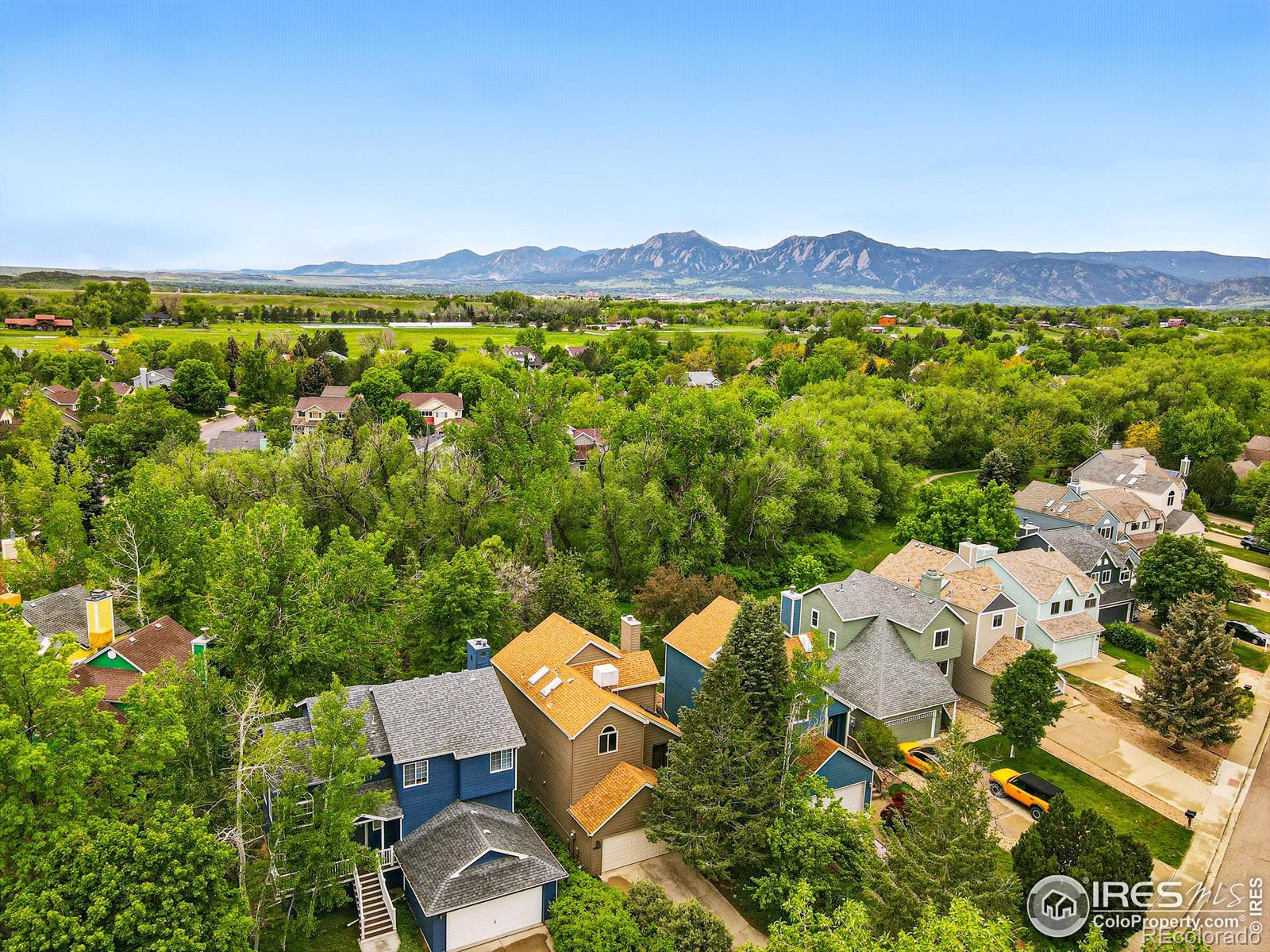 4489  Wellington Road, boulder MLS: 4567891034722 Beds: 3 Baths: 4 Price: $895,000