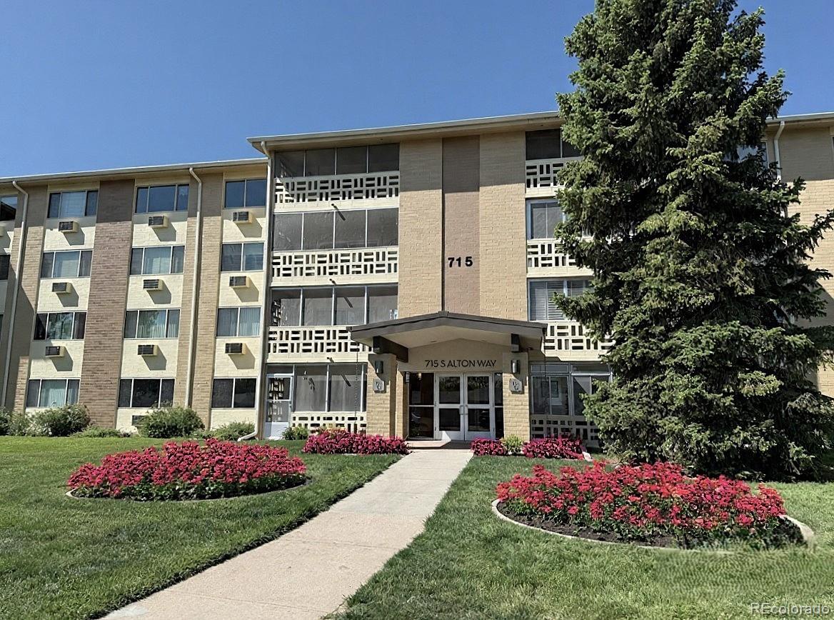  Denver Condo / Townhome | MLS #: 8146742715 S Alton Way 4B, Denver Beds: 2 Baths: 2 Price: $250,000