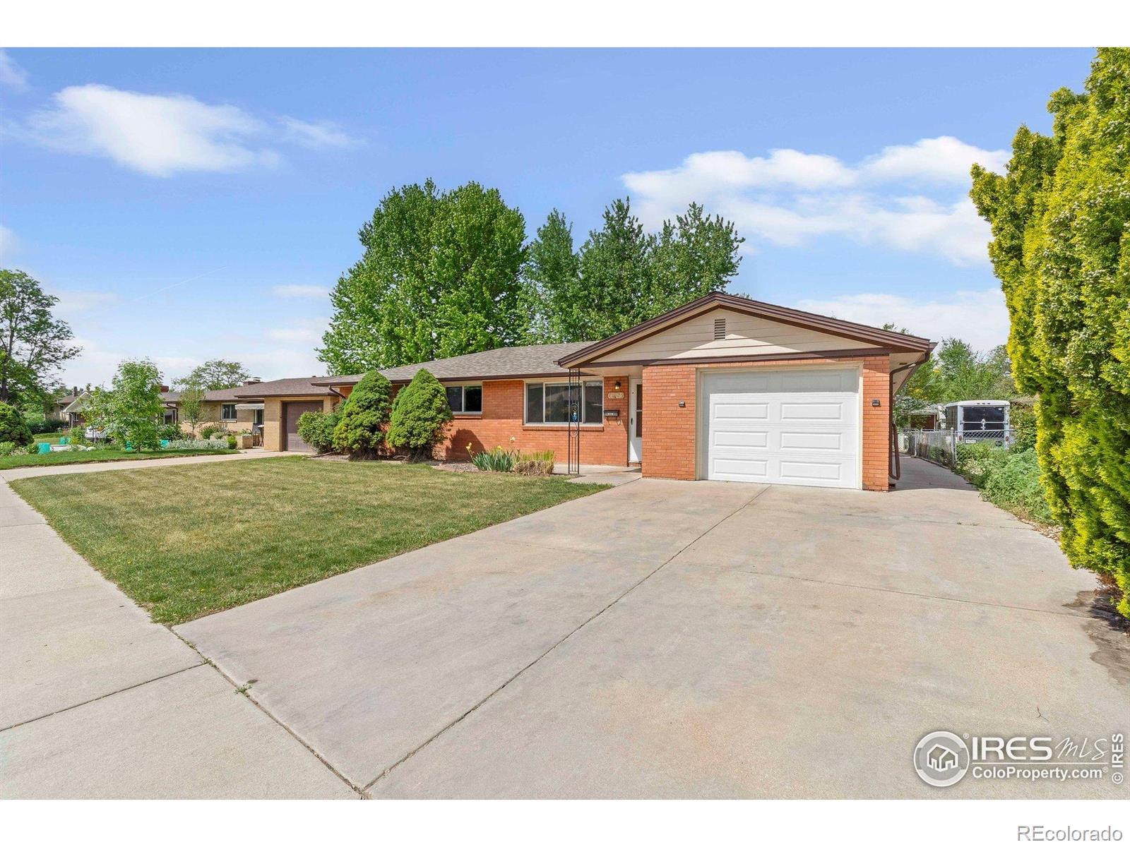 1229  Juniper Street, longmont MLS: 4567891034756 Beds: 4 Baths: 2 Price: $530,000