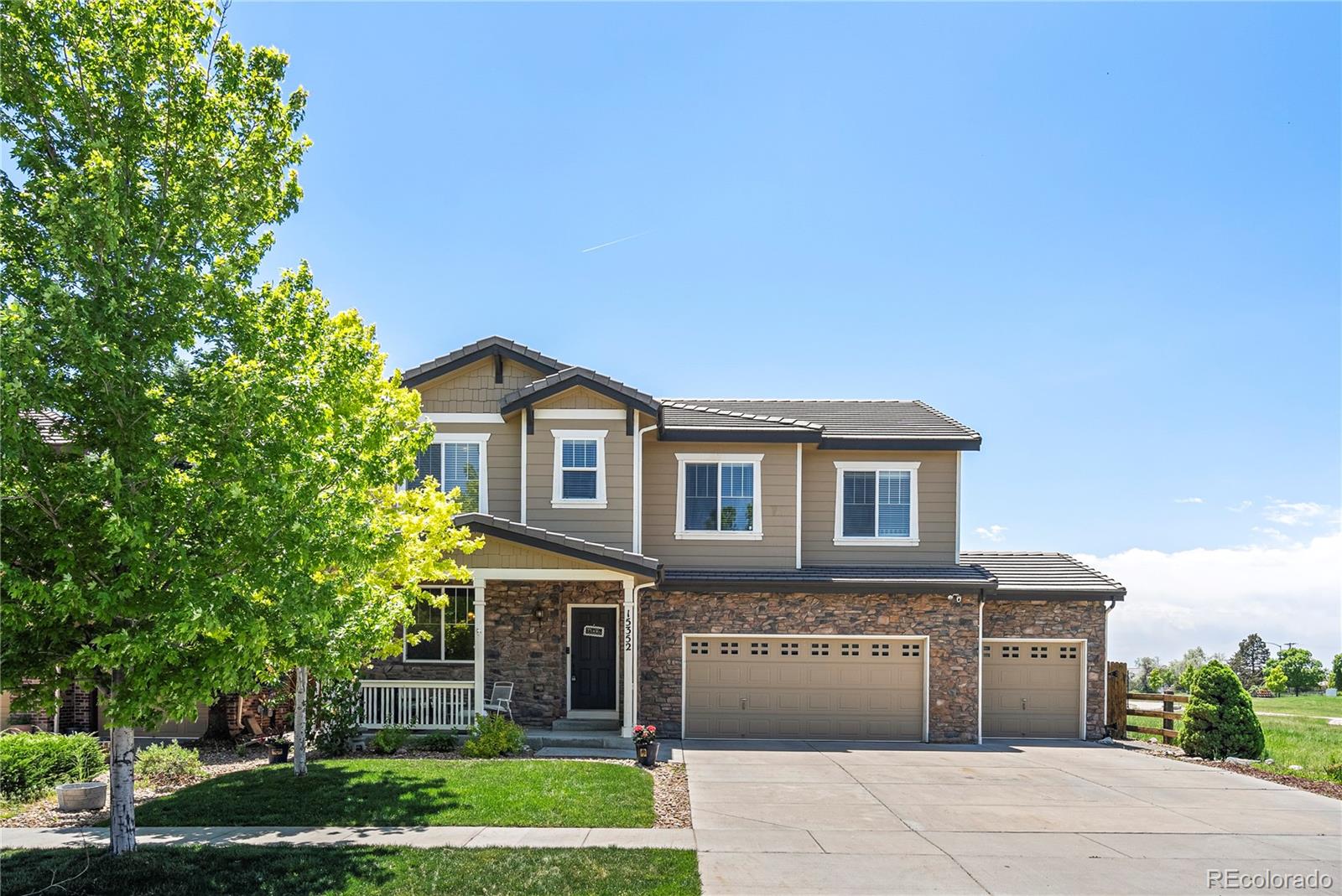 15352 E 117th Avenue, commerce city MLS: 3534072 Beds: 4 Baths: 3 Price: $600,000