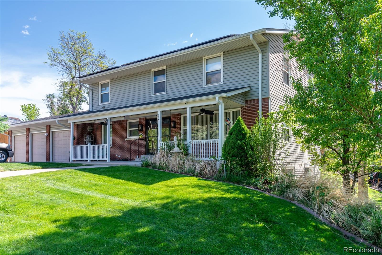 6150  Reed Street, arvada MLS: 3529060 Beds: 6 Baths: 4 Price: $990,000