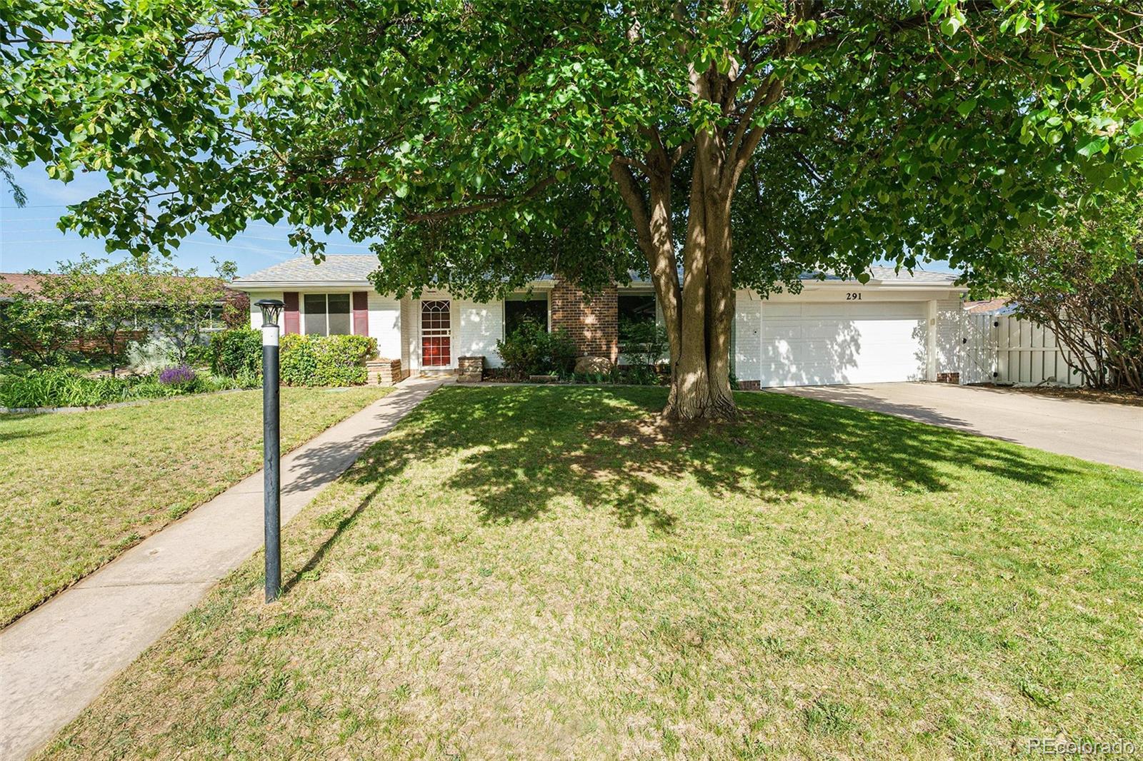 291  Magnolia Street, denver MLS: 8546765 Beds: 4 Baths: 2 Price: $899,000