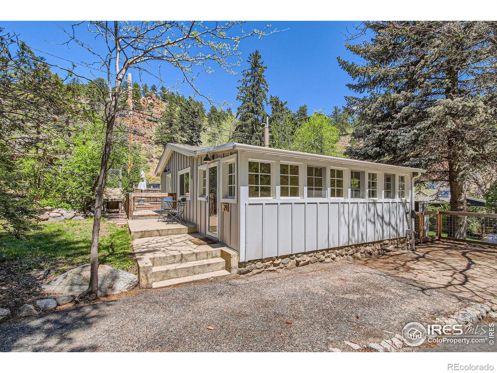 29  Silver Spruce , boulder MLS: 4567891034850 Beds: 2 Baths: 1 Price: $595,000