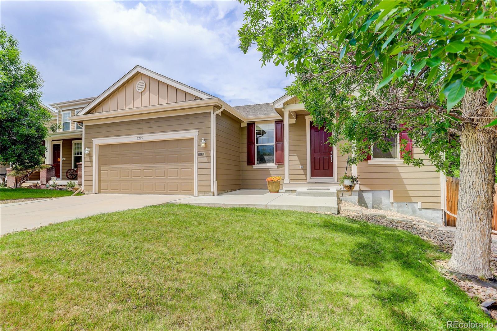 9215 W Swarthmore Drive, littleton MLS: 5384428 Beds: 3 Baths: 2 Price: $600,000