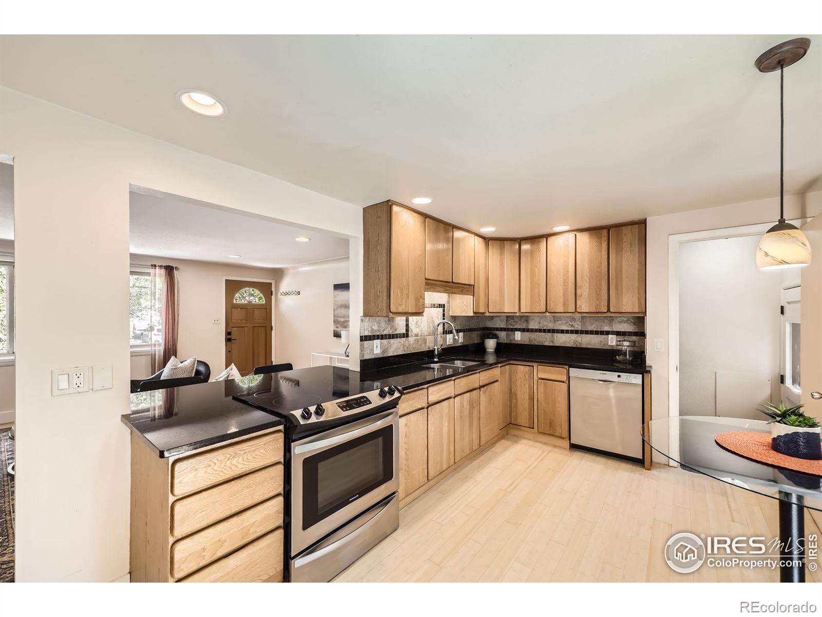boulder  House Search Picture