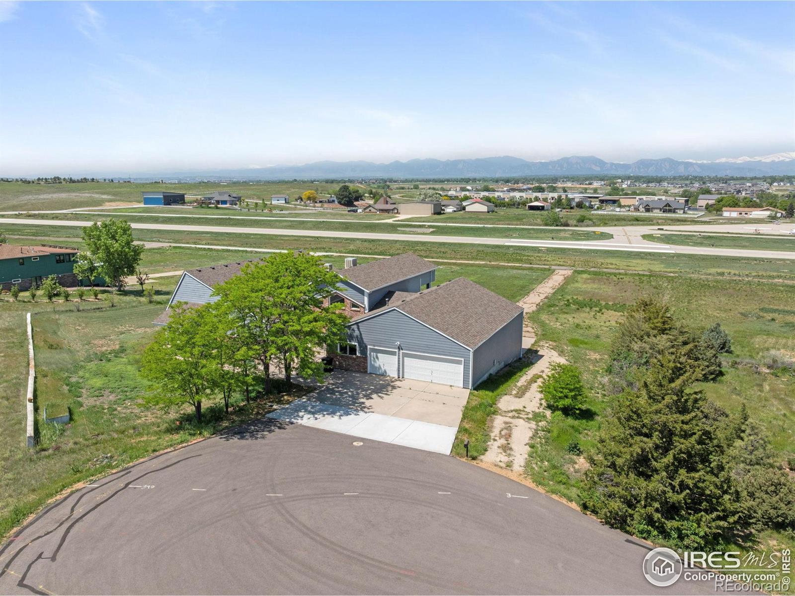 2875  Mooney Place, erie MLS: 4567891034964 Beds: 2 Baths: 2 Price: $930,000