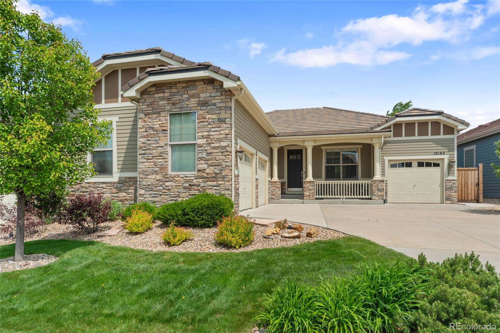 10182  Bristleridge Street, parker MLS: 1508142 Beds: 3 Baths: 3 Price: $795,000