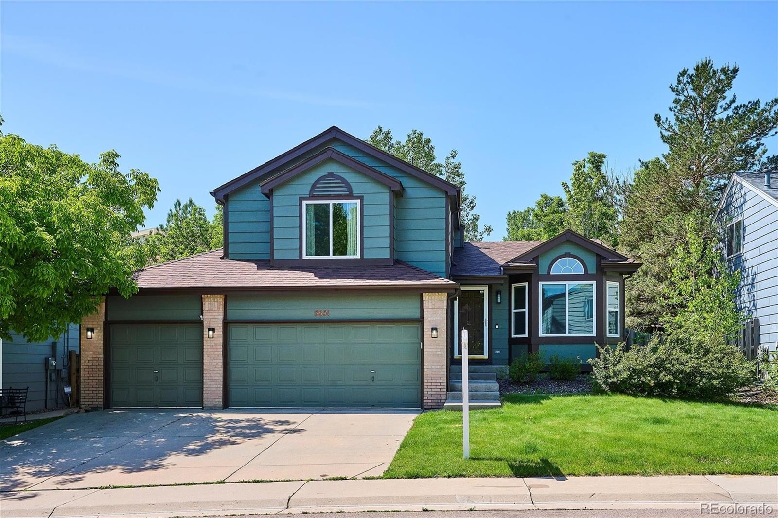 5651 S Himalaya Way, centennial MLS: 8475088 Beds: 3 Baths: 3 Price: $550,000