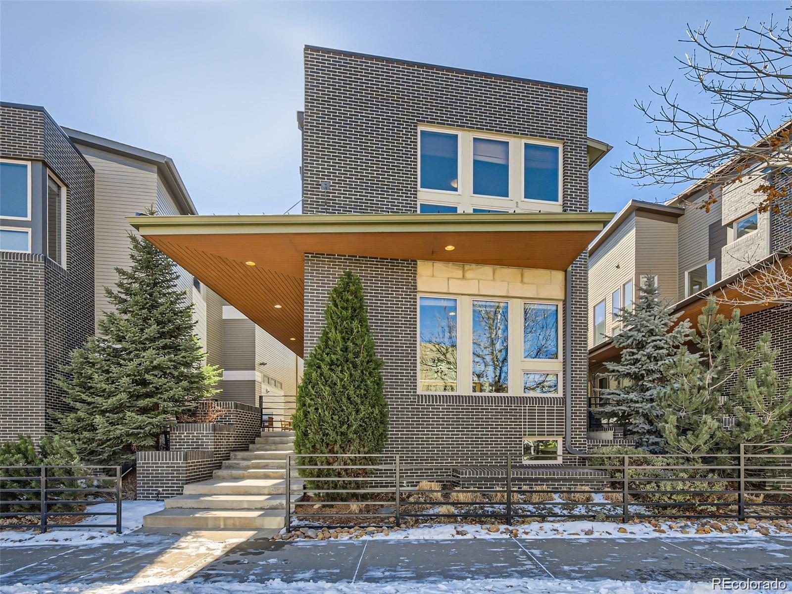 7080 W Custer Avenue, lakewood MLS: 8884254 Beds: 4 Baths: 5 Price: $1,050,000
