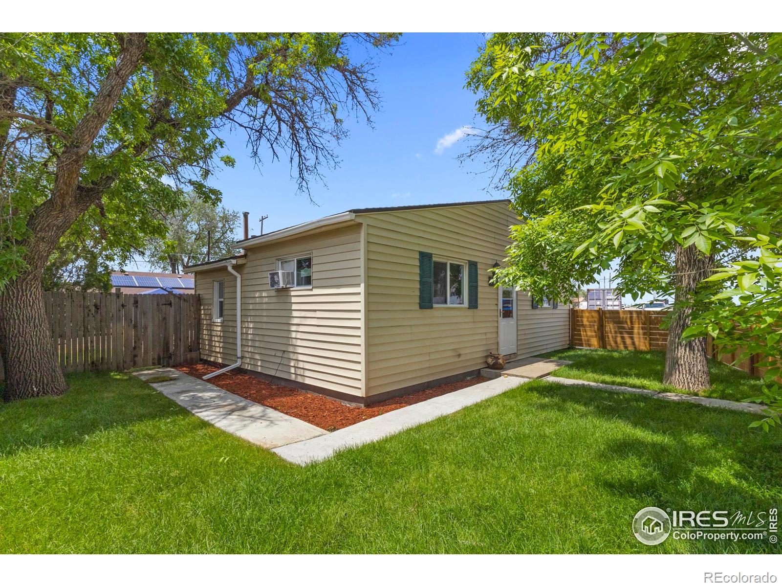 ault  House Search Picture