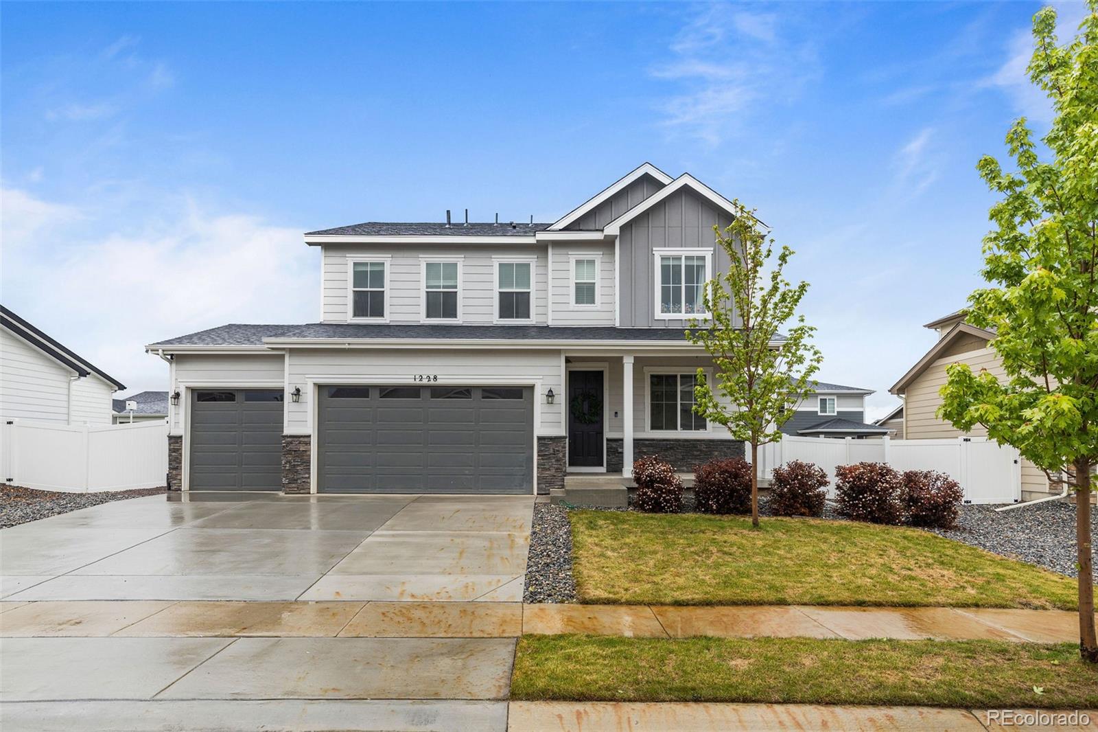 1228  Argali Drive, severance MLS: 6104969 Beds: 3 Baths: 3 Price: $520,000