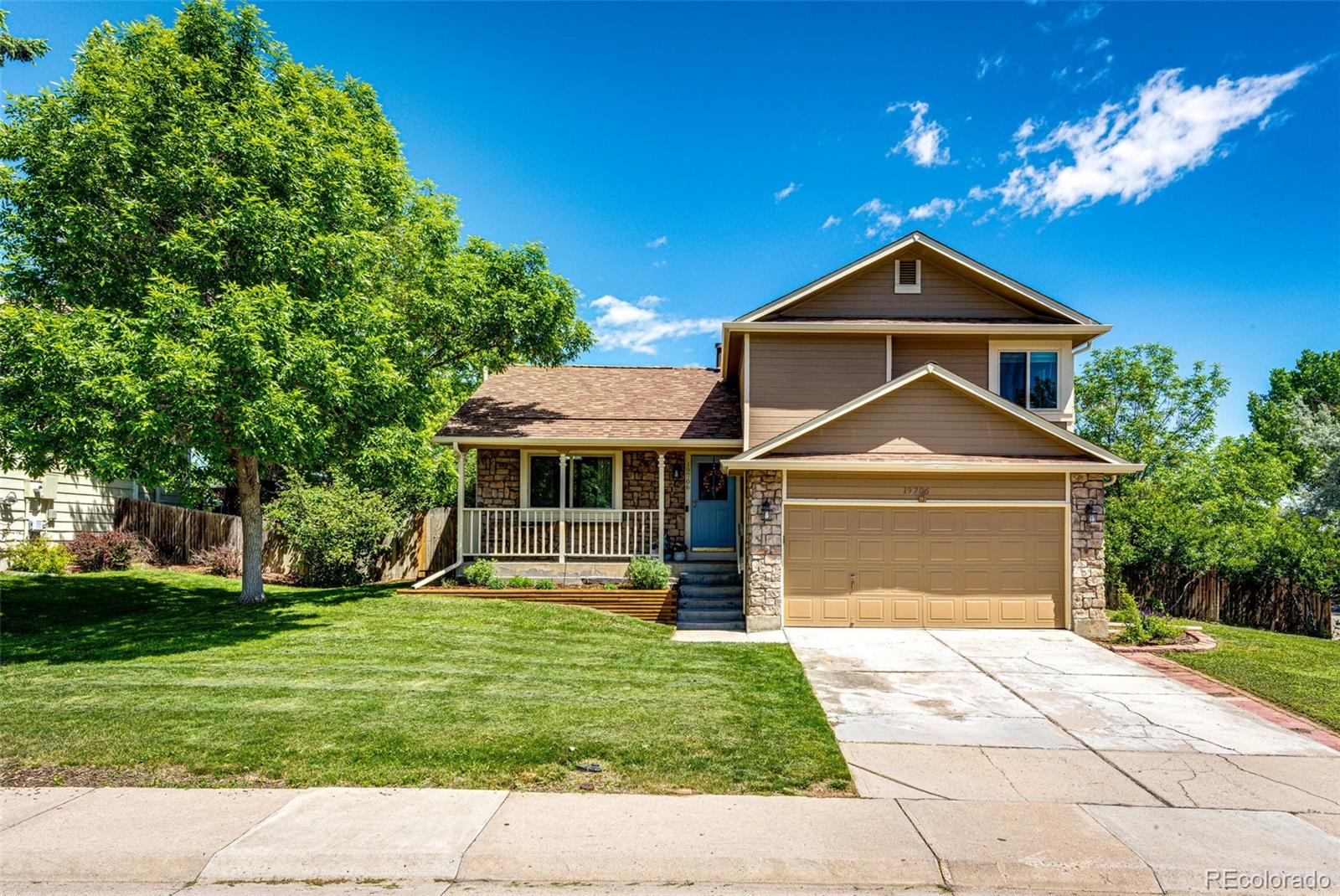19706 E Bellewood Drive, centennial MLS: 2974741 Beds: 4 Baths: 3 Price: $510,000