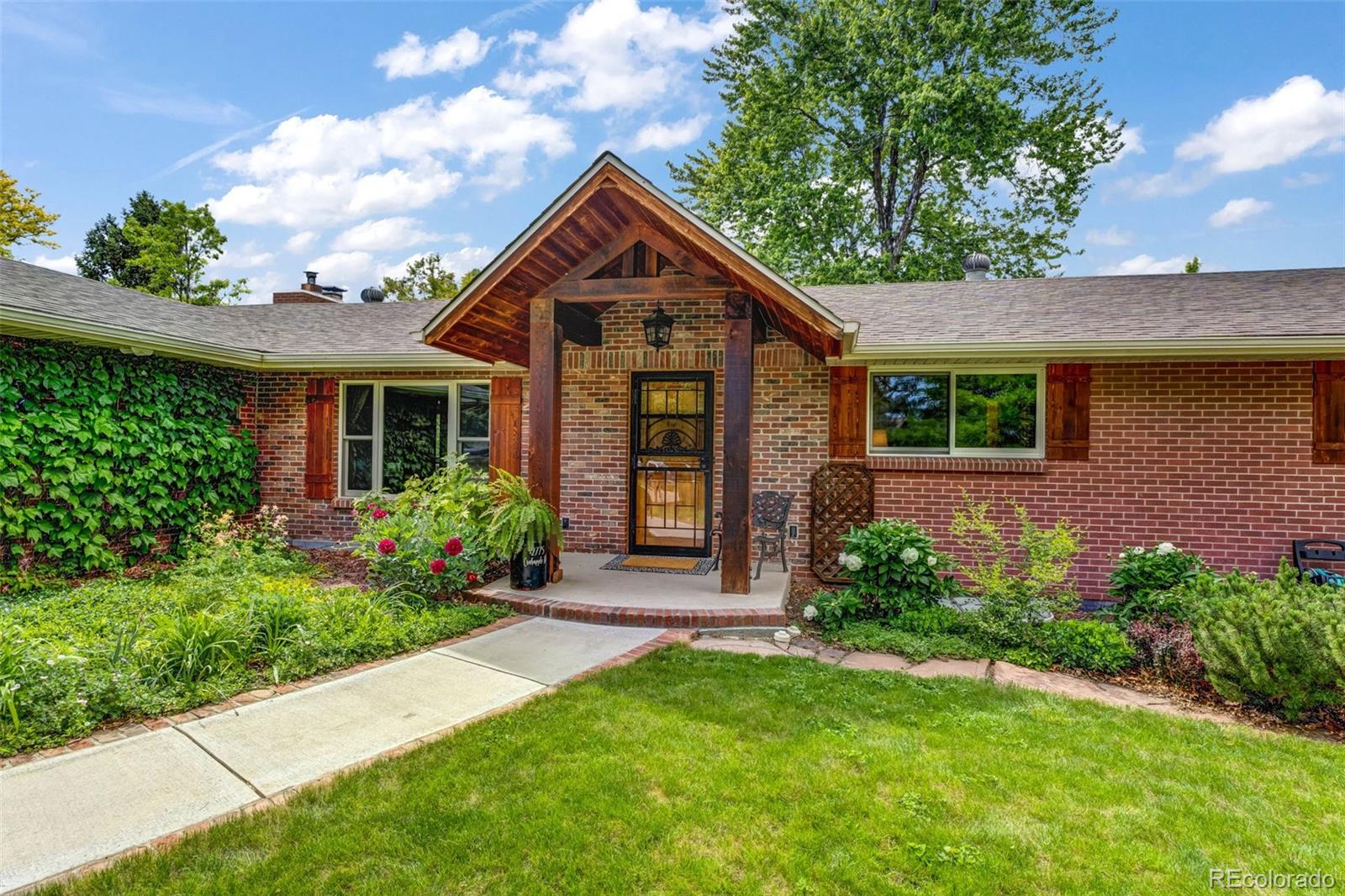 golden  House Search Picture