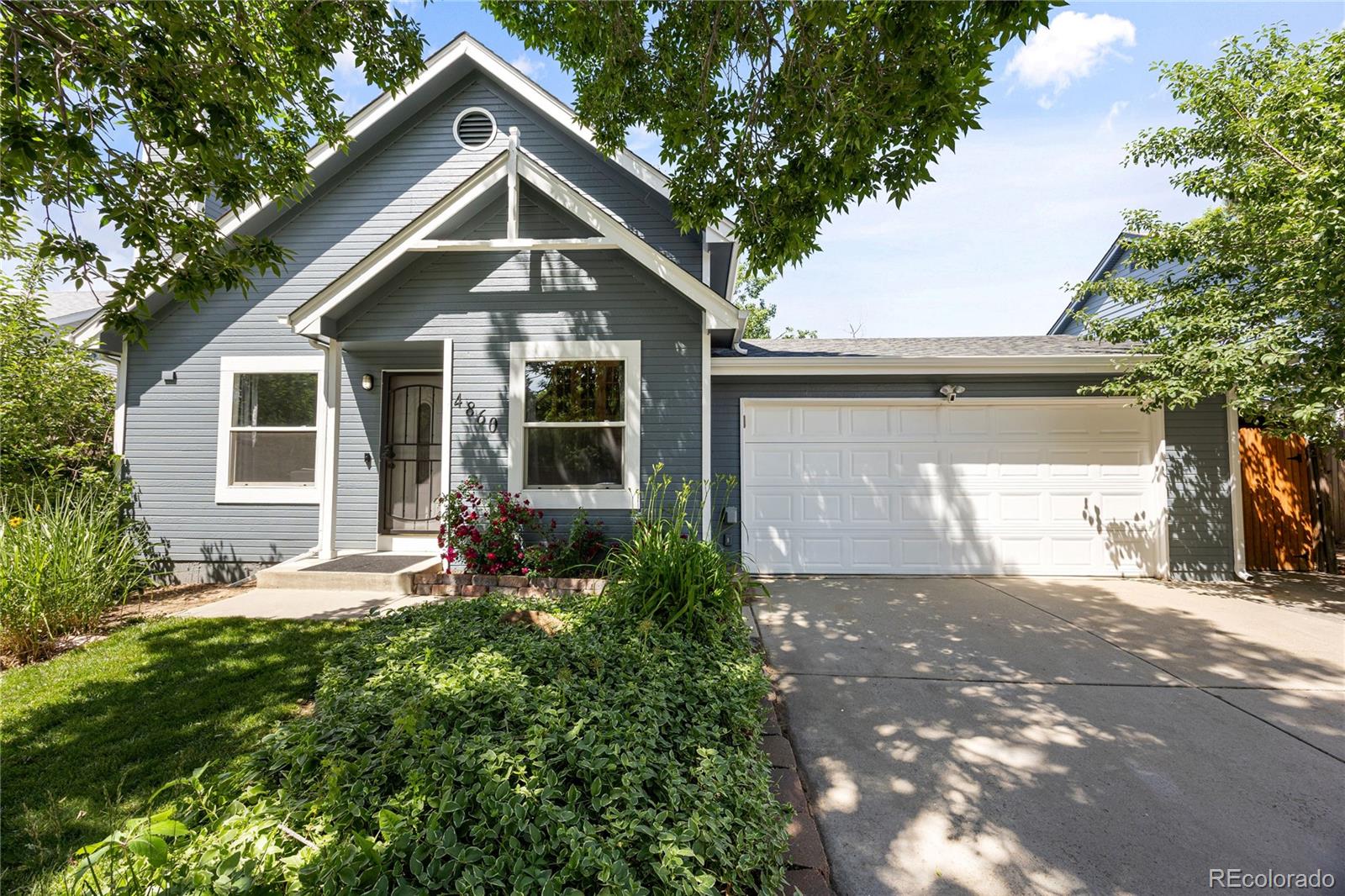 4860 S Salida Court, aurora MLS: 9584232 Beds: 3 Baths: 2 Price: $449,000