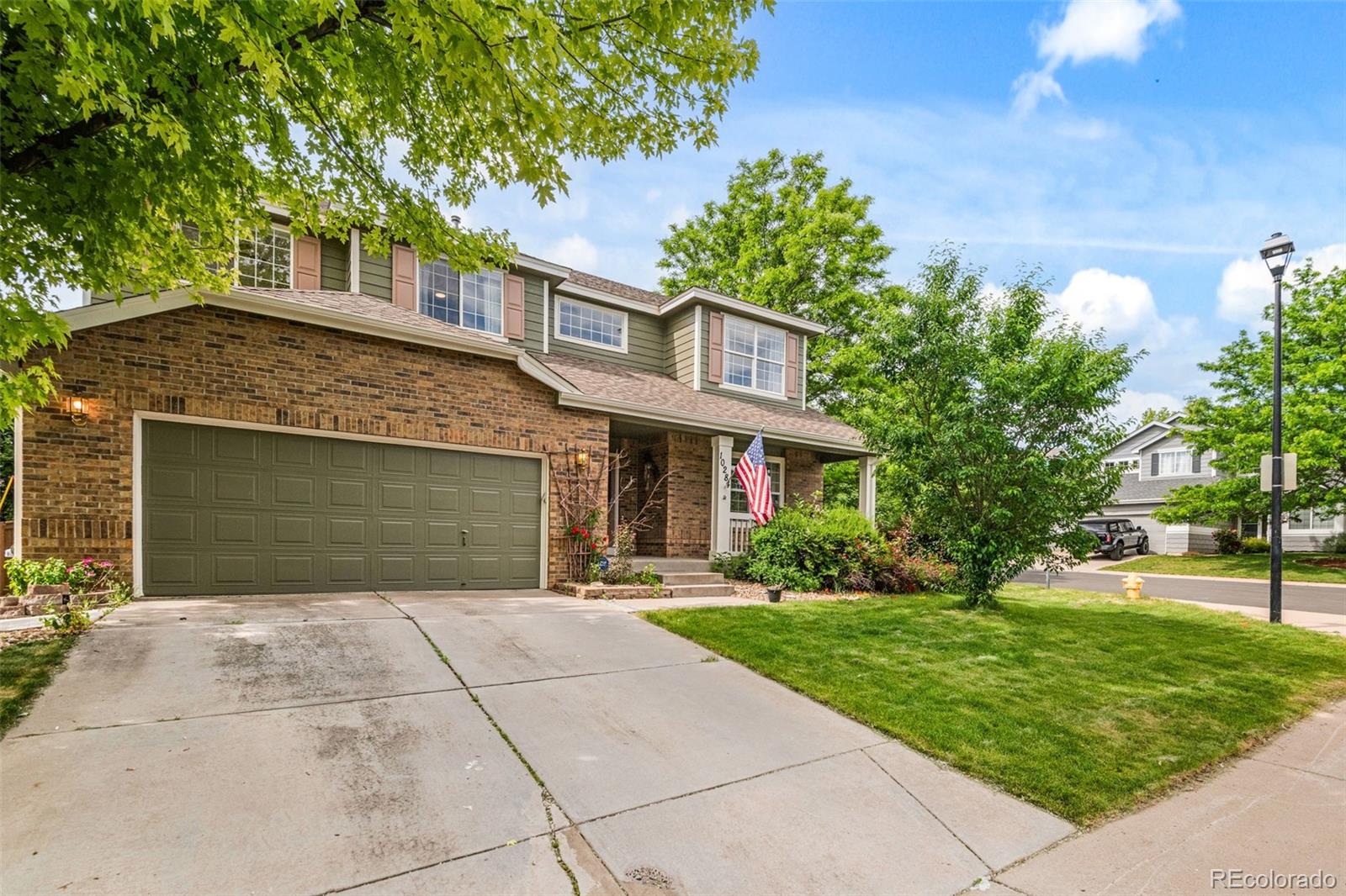 10284  Royal Eagle Street, highlands ranch MLS: 6191354 Beds: 5 Baths: 3 Price: $795,000