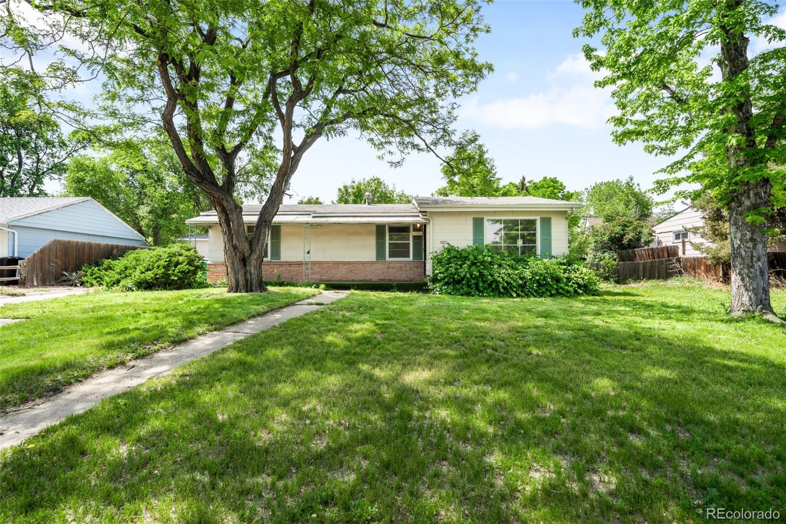 4616 E Yale Avenue, denver MLS: 8945341 Beds: 3 Baths: 1 Price: $425,000