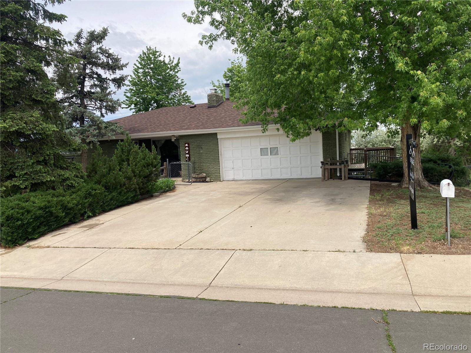 14751 E 24th Avenue, aurora MLS: 4995772 Beds: 4 Baths: 3 Price: $475,000