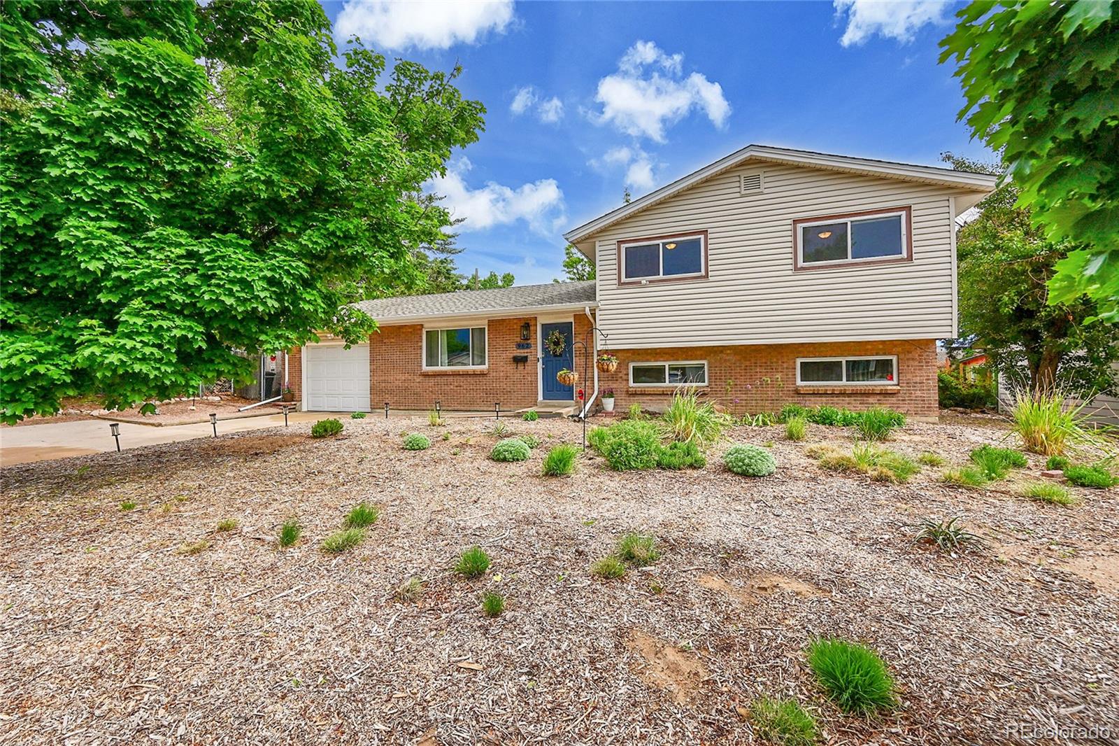 aurora  House Search Picture