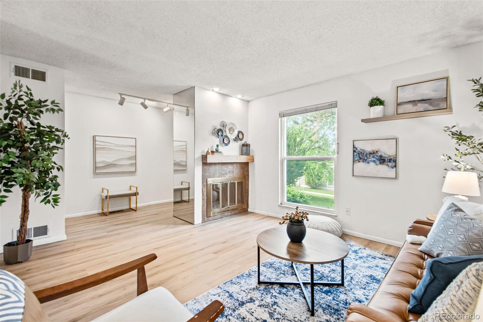 aurora  House Search Picture