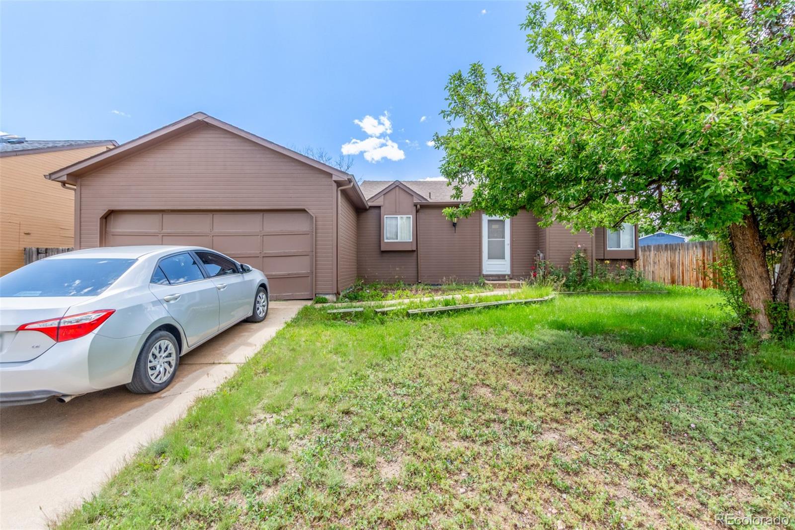 11599  Kendall Street, westminster MLS: 8505893 Beds: 2 Baths: 2 Price: $400,000