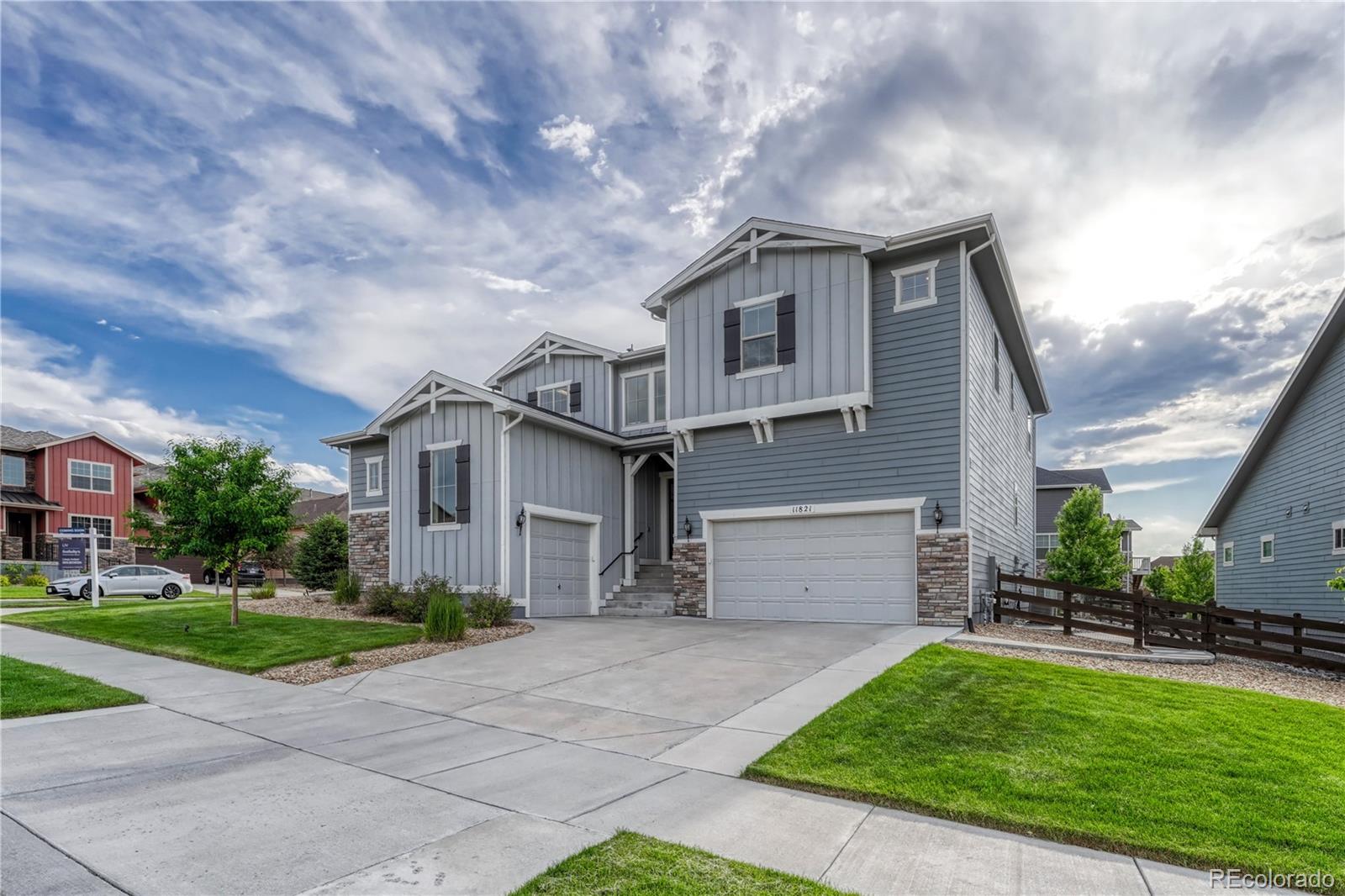 11821  Discovery Lane, parker MLS: 7394701 Beds: 4 Baths: 4 Price: $1,000,000