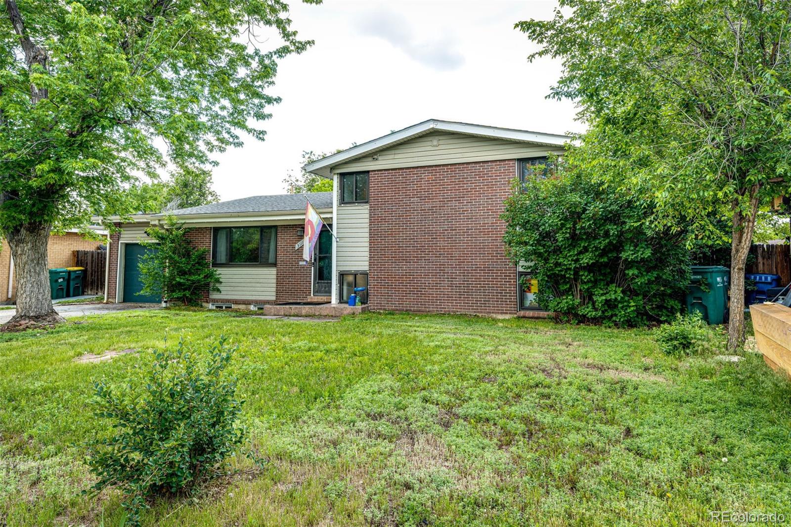 3111  Troy Street, aurora MLS: 6636887 Beds: 4 Baths: 2 Price: $499,900
