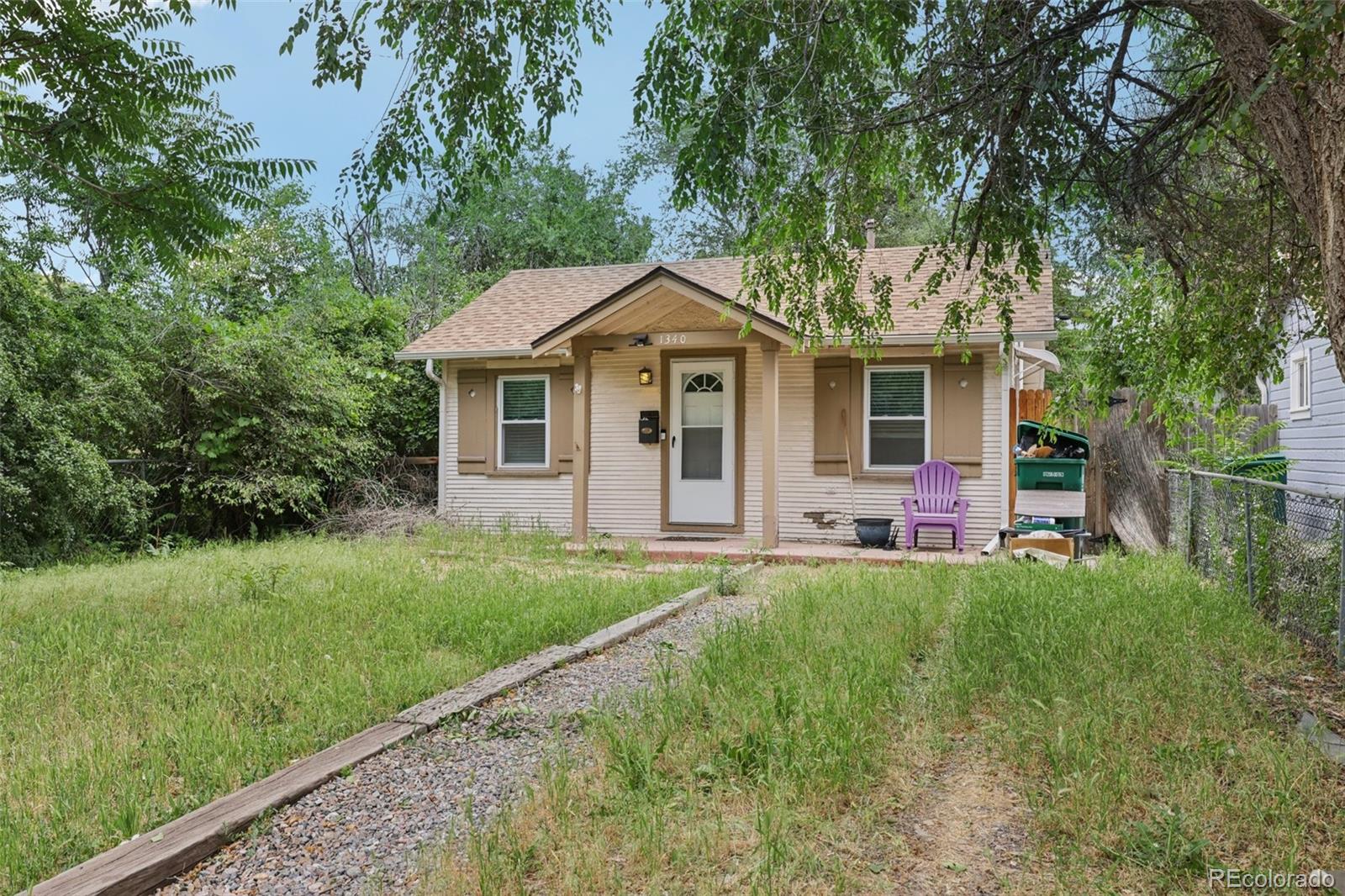 1340  Iola Street, aurora MLS: 2923979 Beds: 2 Baths: 1 Price: $300,000