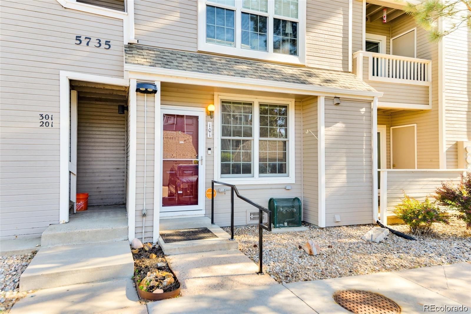5735 W Atlantic Place, lakewood  House Search MLS Picture