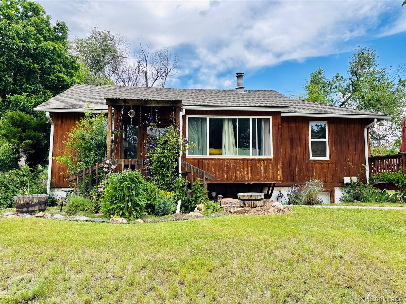 8211  Rocky Mountain Drive, lakewood MLS: 6441113 Beds: 4 Baths: 2 Price: $861,000