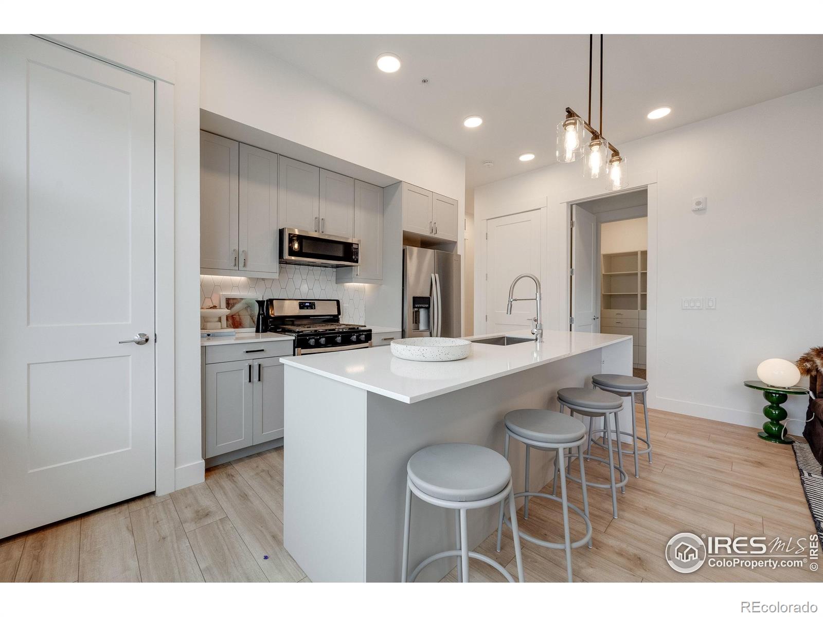2876 W 53rd Avenue, denver  House Search MLS Picture