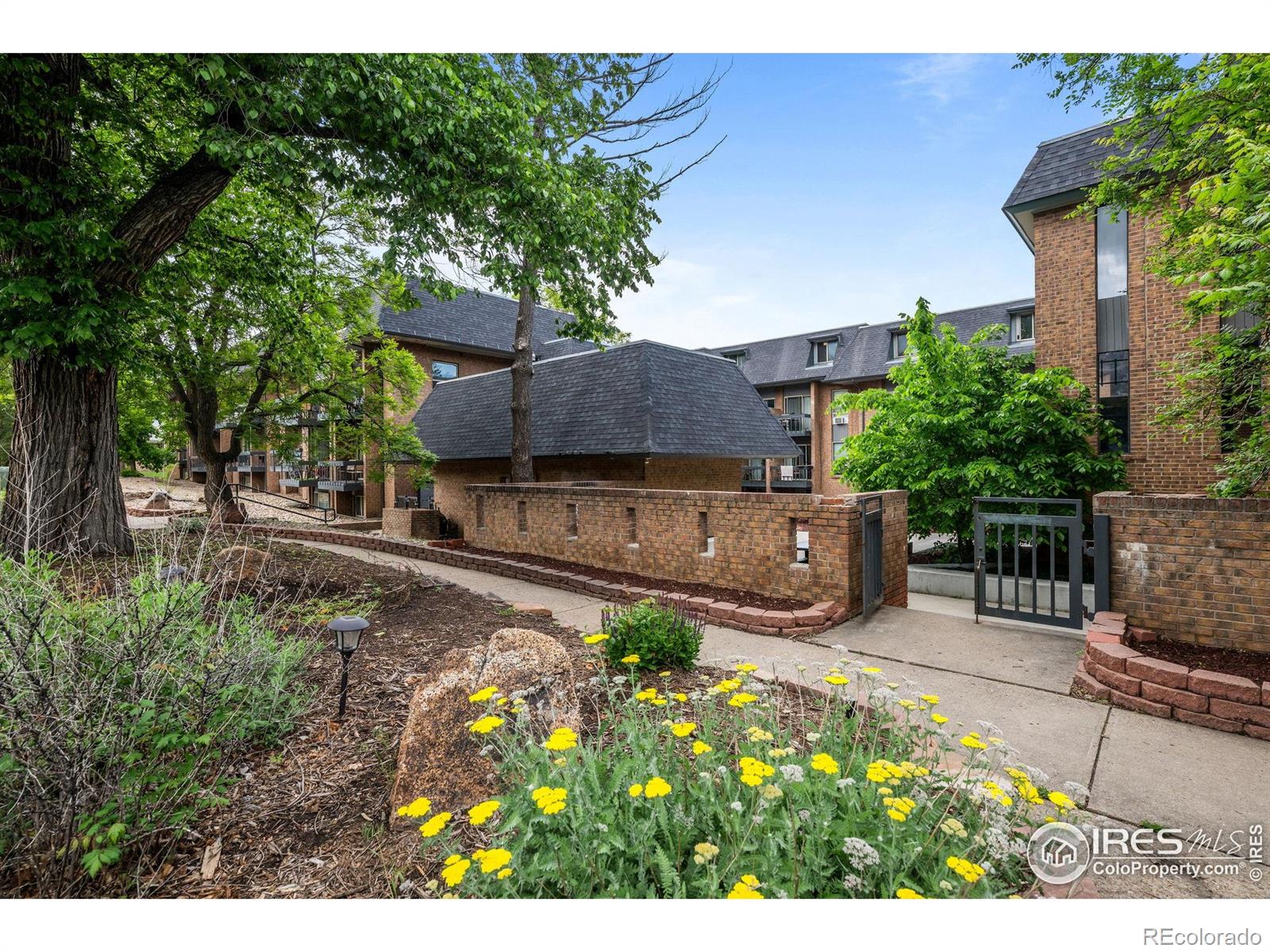 boulder  House Search Picture