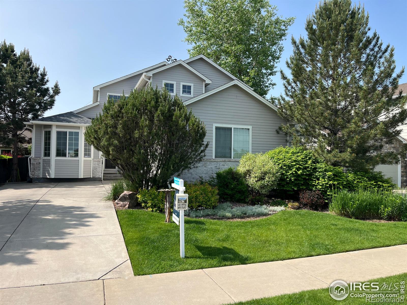 6285  Sienna Drive, timnath MLS: 4567891035475 Beds: 5 Baths: 4 Price: $699,000