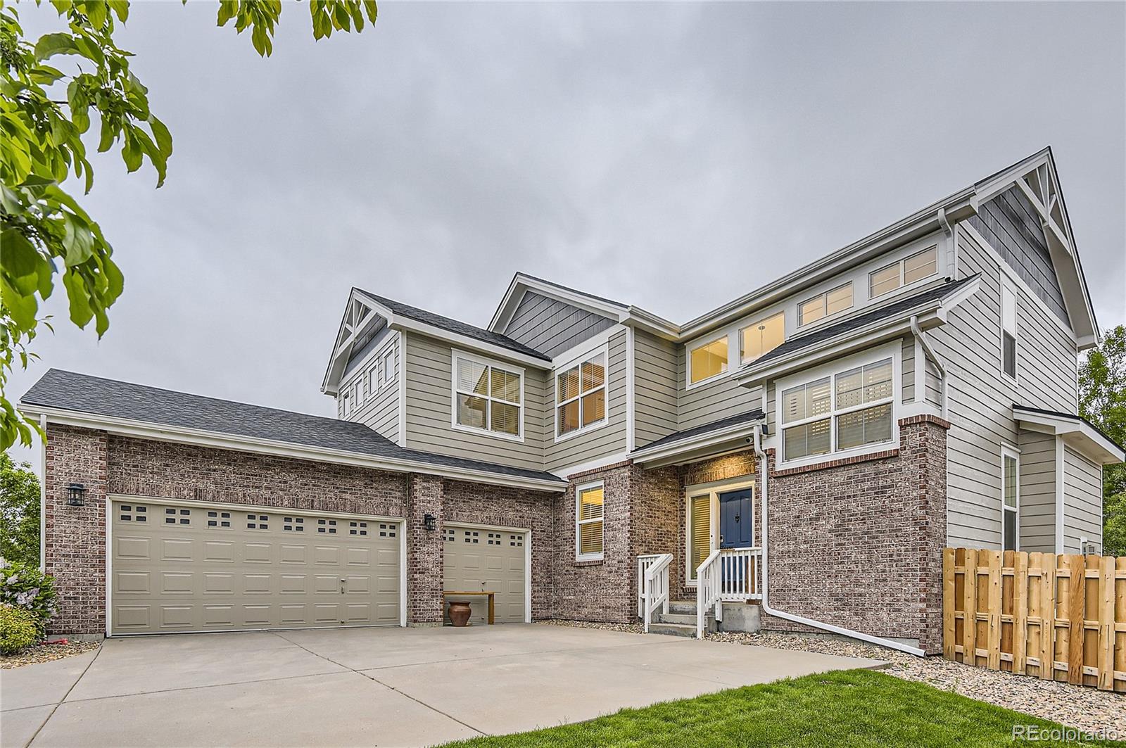 aurora  House Search Picture