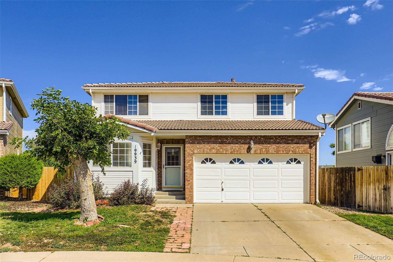 19939  Mitchell Circle, denver  House Search MLS Picture