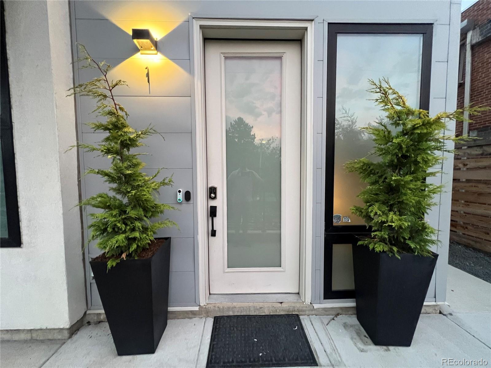 2851 W 23rd Avenue 1, Denver  MLS: 4118083 Beds: 3 Baths: 4 Price: $1,199,000