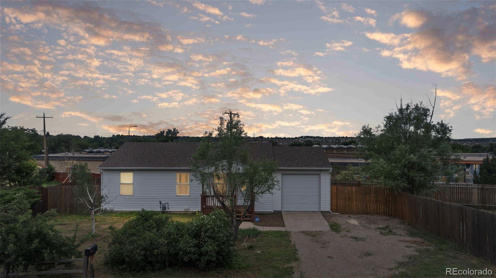 2011  Tahoe Boulevard, colorado springs  House Search MLS Picture