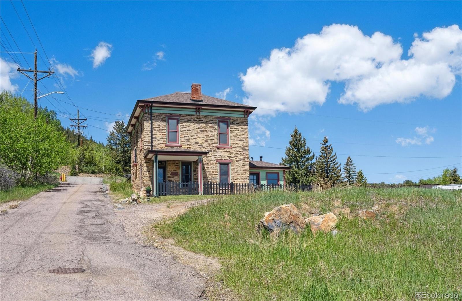 225  Hooper Street, central city  House Search MLS Picture