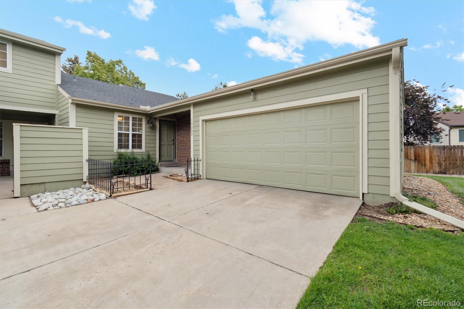 14333 E Warren Place, aurora MLS: 6721748 Beds: 5 Baths: 3 Price: $445,000