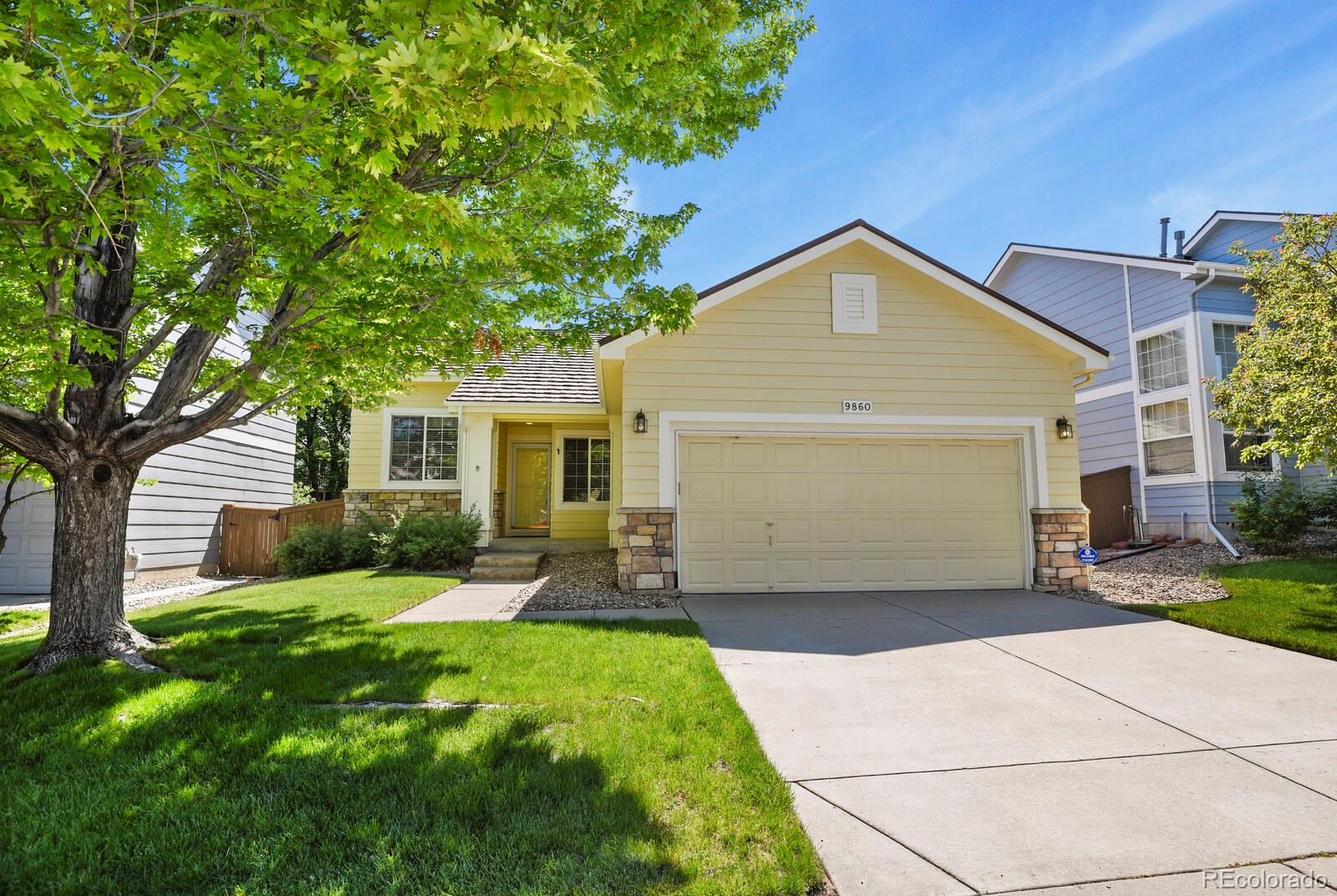 9860  Burberry Way, highlands ranch MLS: 5603469 Beds: 2 Baths: 2 Price: $617,000