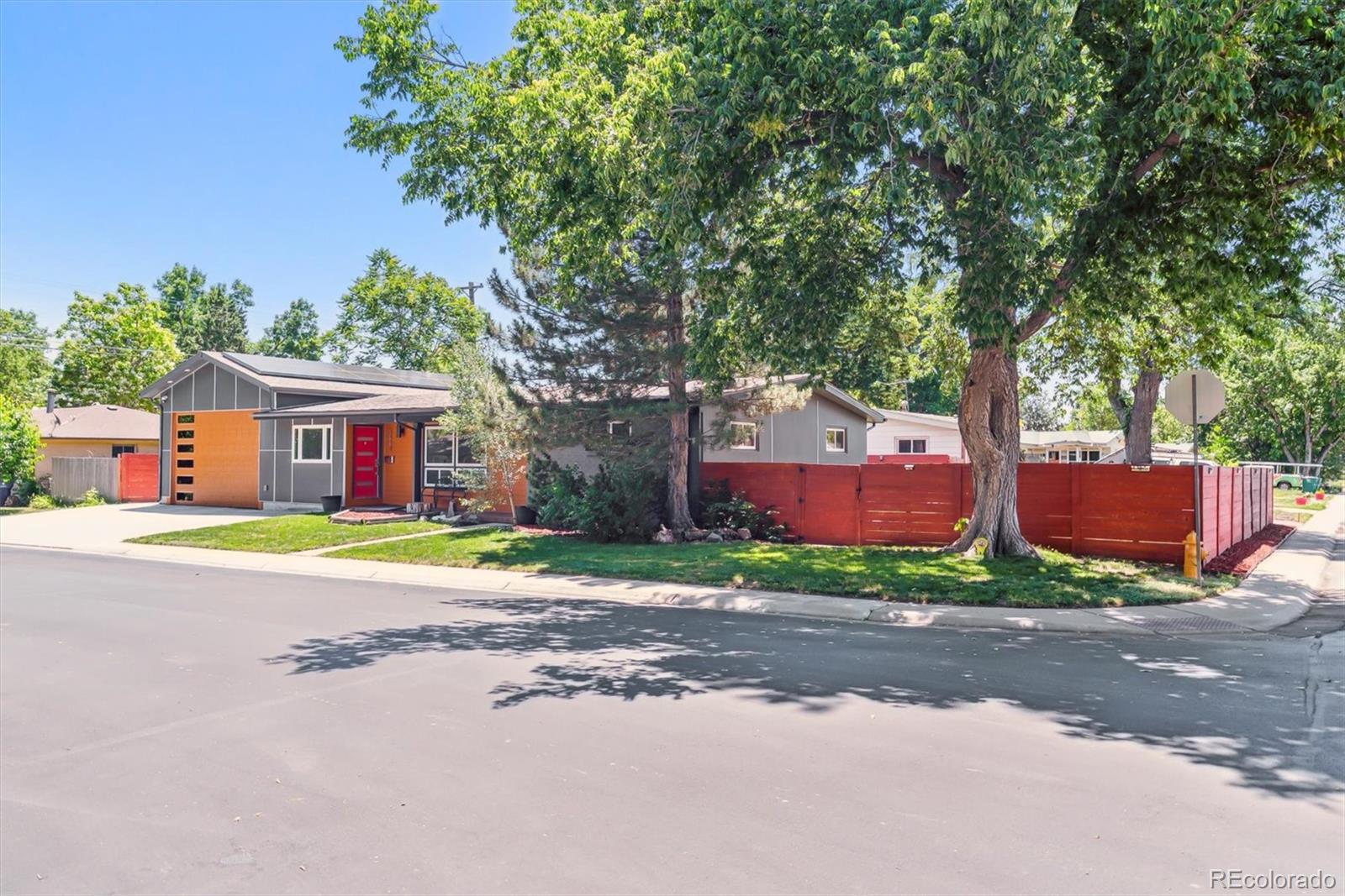 5480 W Iowa Avenue, lakewood  House Search MLS Picture