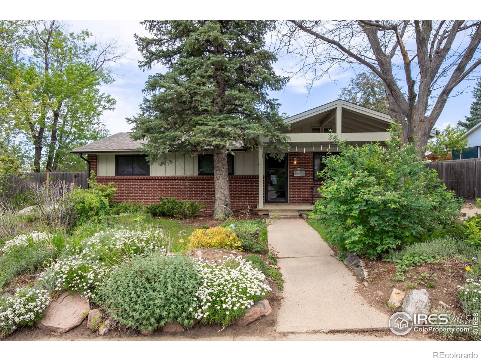 boulder  House Search Picture