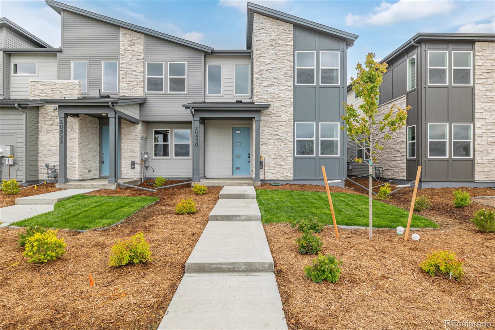 20530 E 58th Avenue, aurora  House Search MLS Picture