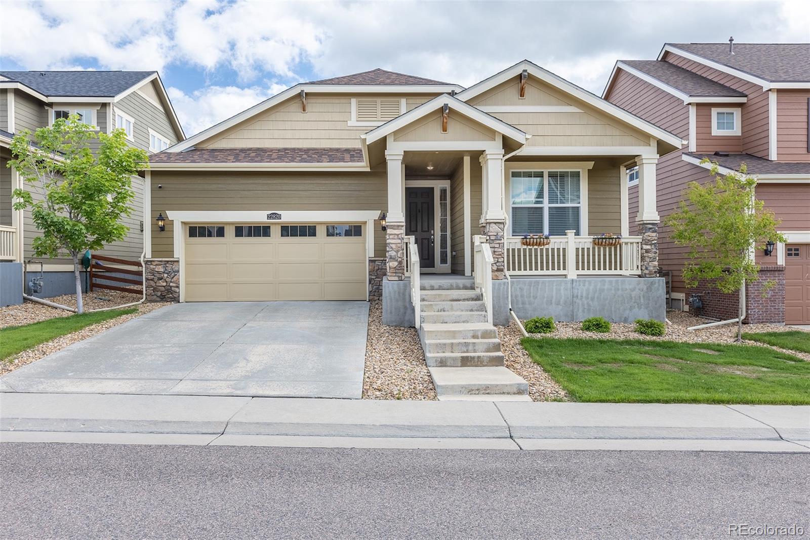 22820 E Chenango Avenue, aurora MLS: 2363606 Beds: 3 Baths: 2 Price: $640,000